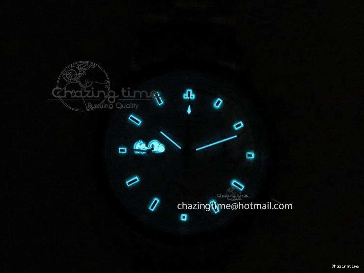 1228 Vibrant Speedmaster JHF SS Snoopy Award 45th Anniversary White Dial On Black Leather Strap 8238